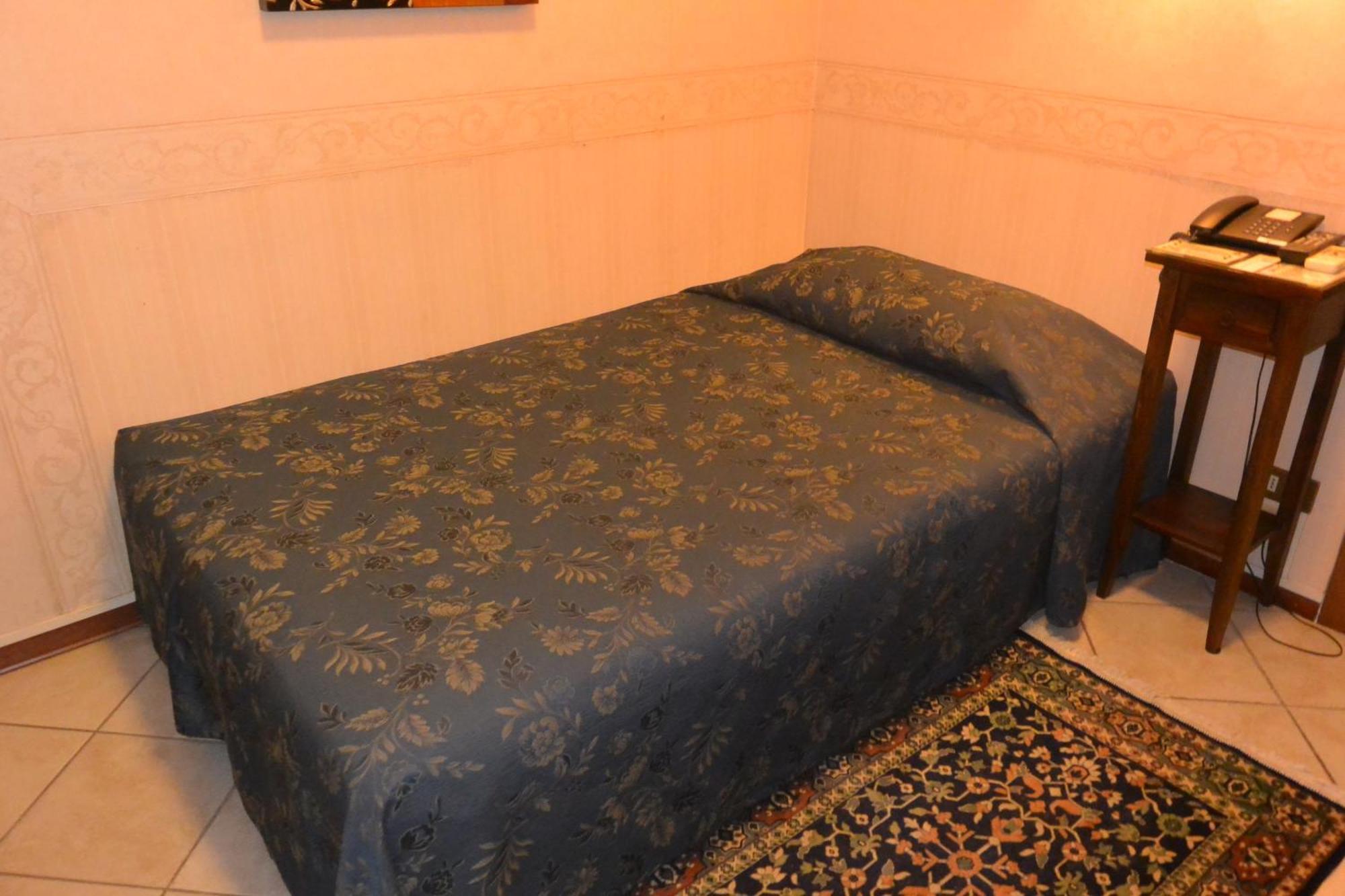 Hotel Italia City Center Mantua Zewnętrze zdjęcie